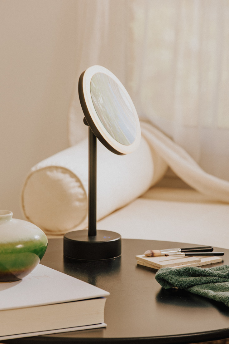 Cosmic Essentials makeup spejl med lys, dæmpbar, Ø24,8 cm, mat sort