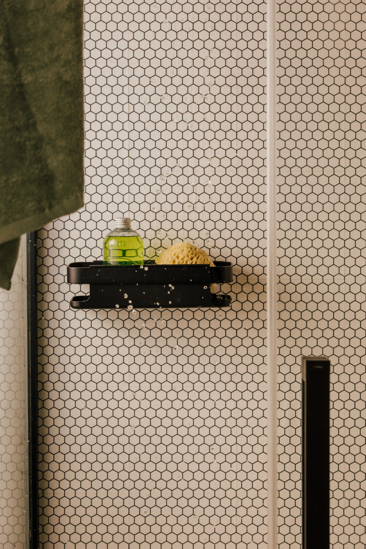 Cosmic Start dusjhylle, matt sort