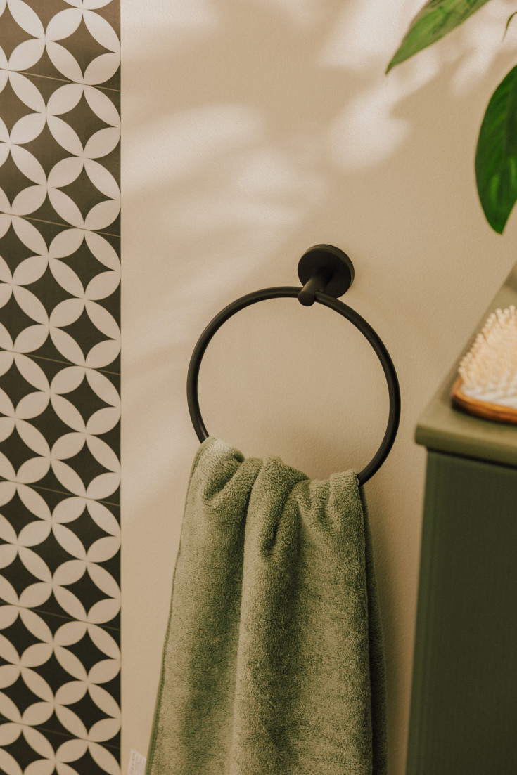 Cosmic Start handduksring, matt svart