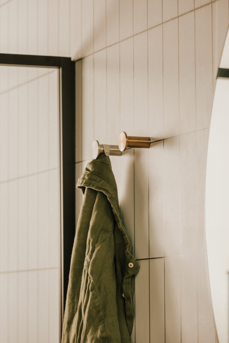 Cosmic Architect håndklædekrog, børstet kobber pvd