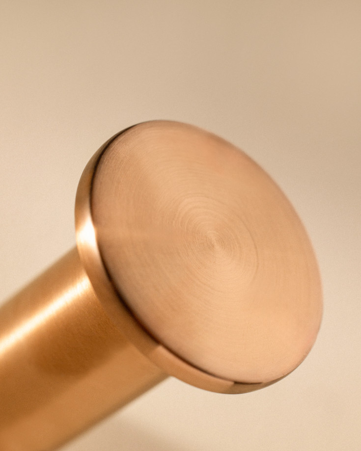 Cosmic Architect håndklædekrog, børstet kobber pvd