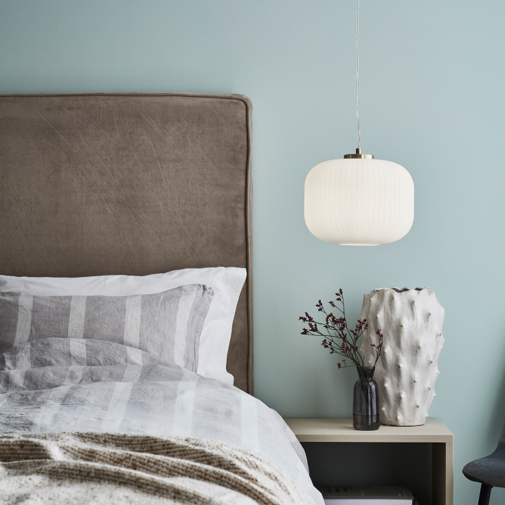 SOBER Pendel 1L børstet messing/hvid