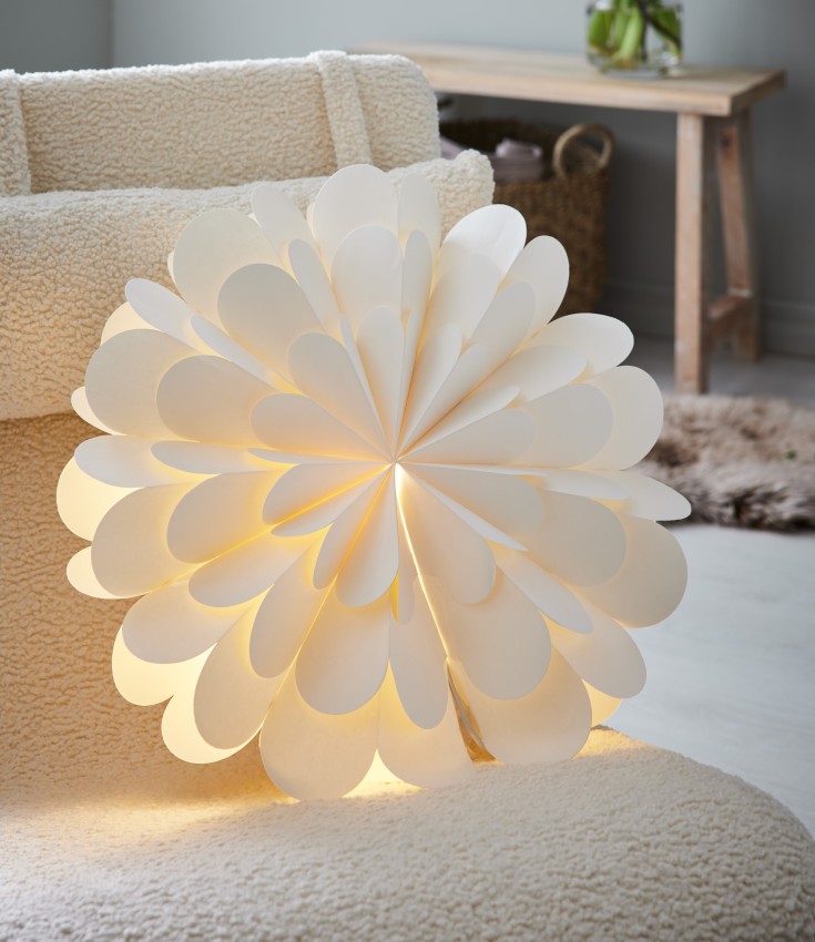 Markslöjd Maravilla julestjerne med lys, 60 cm, hvid