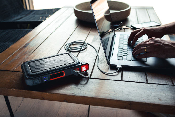 Nebo Rambler 100 powerpank, trådlös