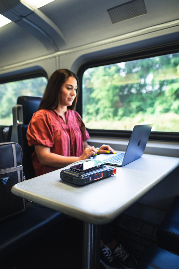 Nebo Rambler 100 powerbank, trådløs