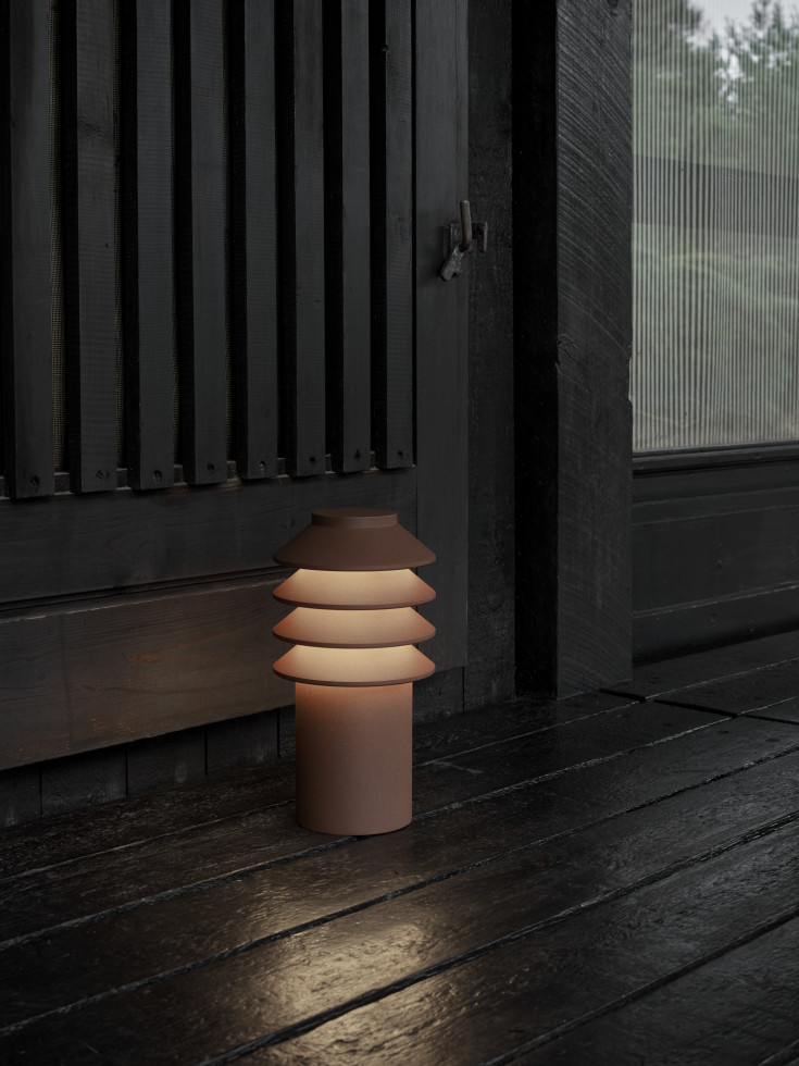 Louis Poulsen Bysted Garden pullert, base, corten, lav