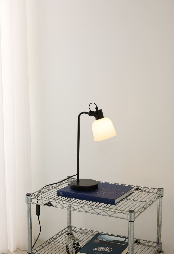 Halo Design Glow bordslampa