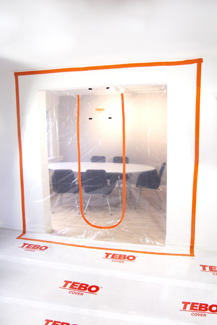 Cover XL støvdør med glidelås og U-åpning, 250x224 cm