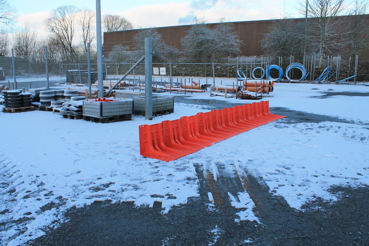 Durango vattenbarriär, hörn, röd