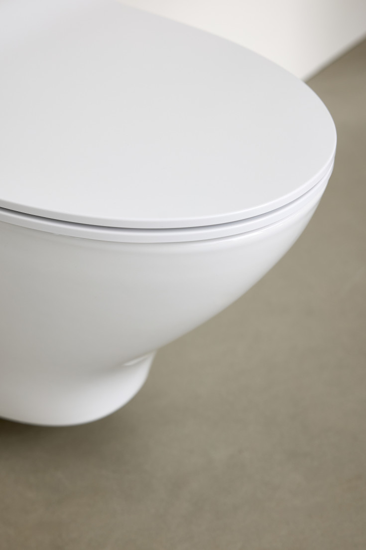 Ifö Spira Modern væghængt toilet, uden skyllekant, rengøringsvenlig, hvid