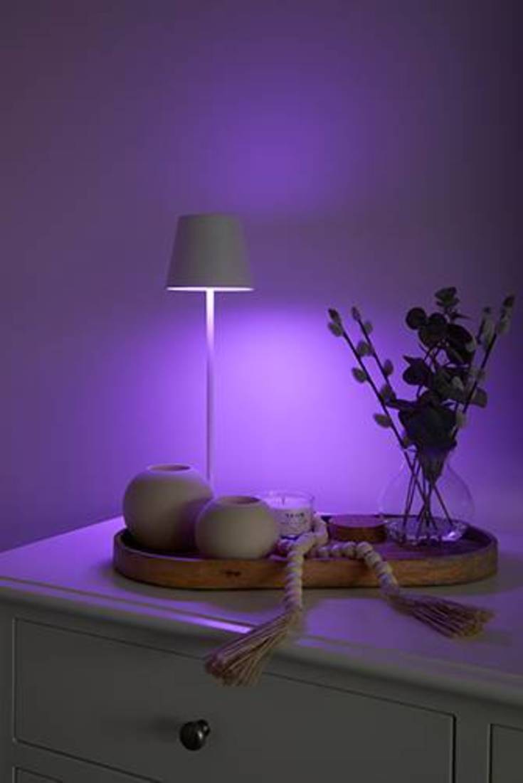 RGB+W trådløs bordlampe i hvid - 4-6 timer hvid, 12 timer RGB