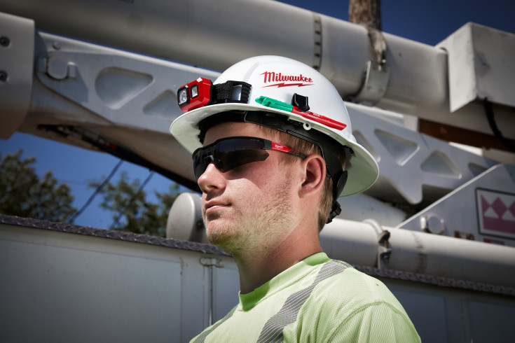 Milwaukee sikkerhetsbrille, tonet glass