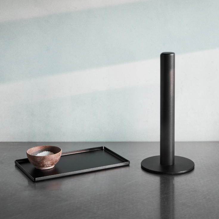 Bastant Design bricka i matt svart