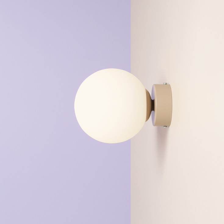 Aldex Ball væglampe, beige, Ø14 cm