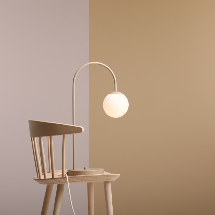Aldex Una bordlampe, beige