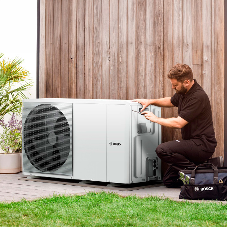 Bosch Compress 2000 AWF 4 luft til vand varmepumpe, monoblock, 4 kW