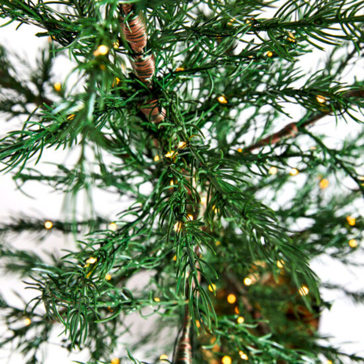 Nordic Winter kunstigt cedertræ med lys