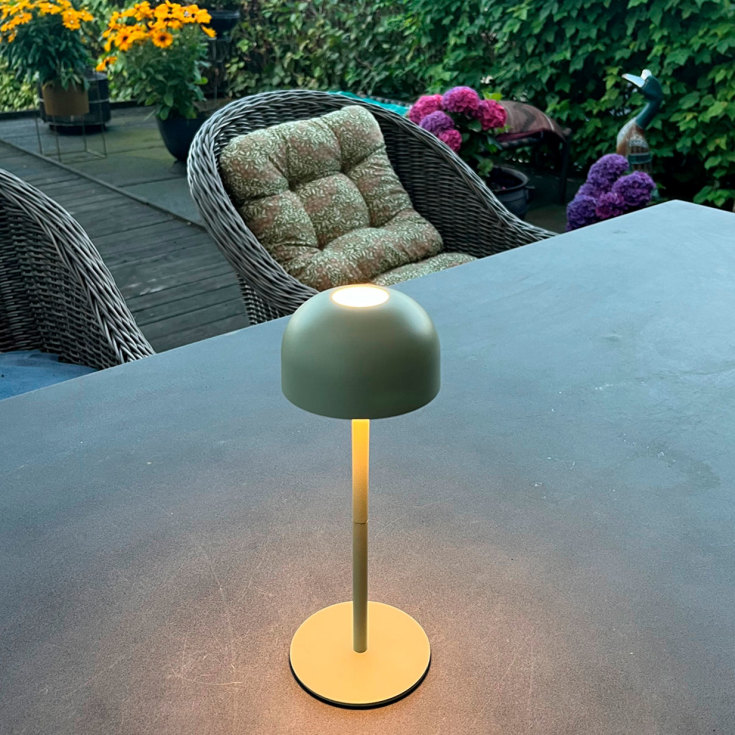 Veli Line Shine oppladdningsbar bordlampe, grønn