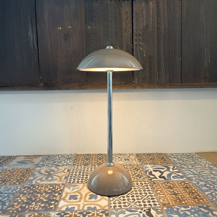 Veli Line Suave uppladdningsbar bordslampa, grå