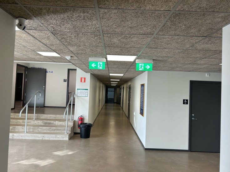 Nødbelysning Arlington Pro LED 2W, top monteret Exit skilt