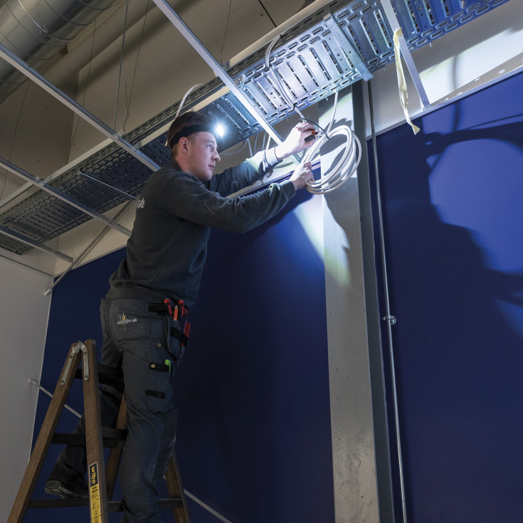 Genopladelig pandelampe HEAD LITE, vandtæt, COB-LED, 150 lumen