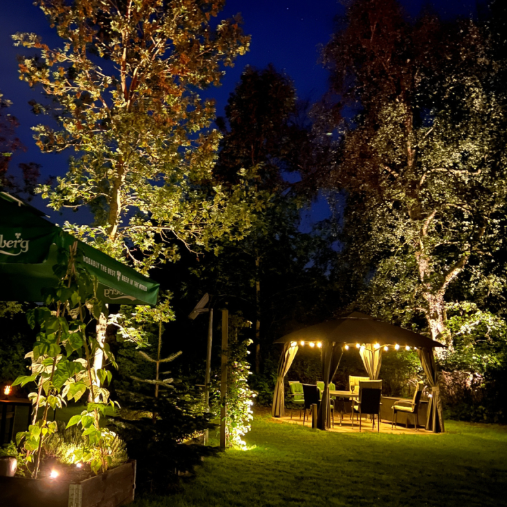 Light By Juul bedlampe med Juuliane spot, rustfrit stål