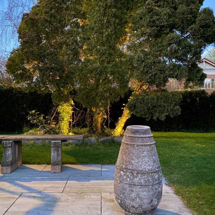 Light By Juul bedlampe med Juuliane spot, rustfrit stål