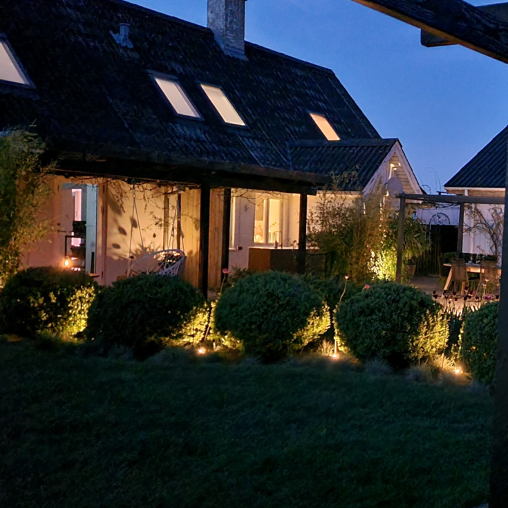 Light By Juul bedlamper med Cosmos spot, rust