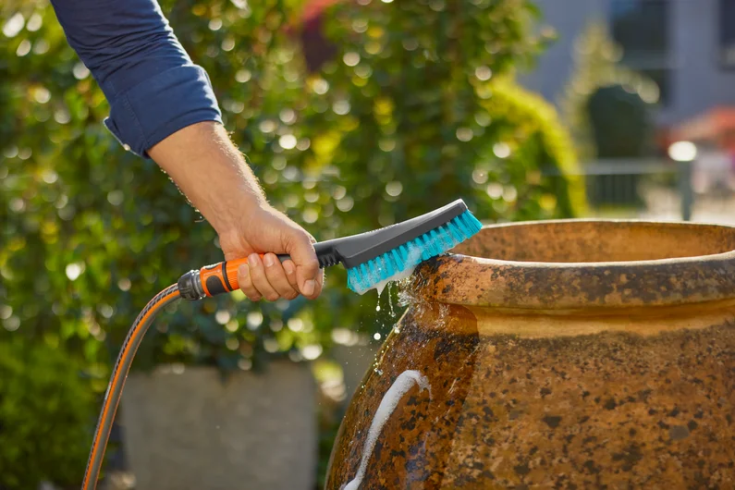 Gardena Cleansystem vaskebørste, harde børster, vanntilkobling, S