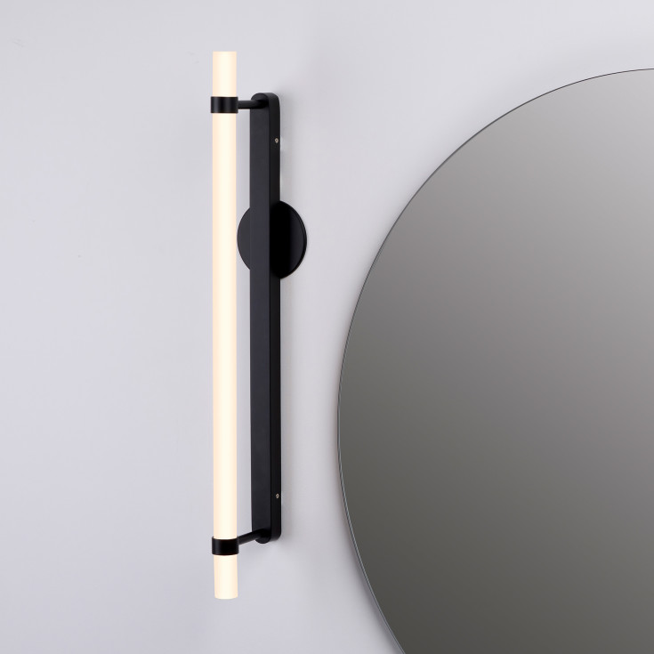 Loevschall Katana spejllampe, sort