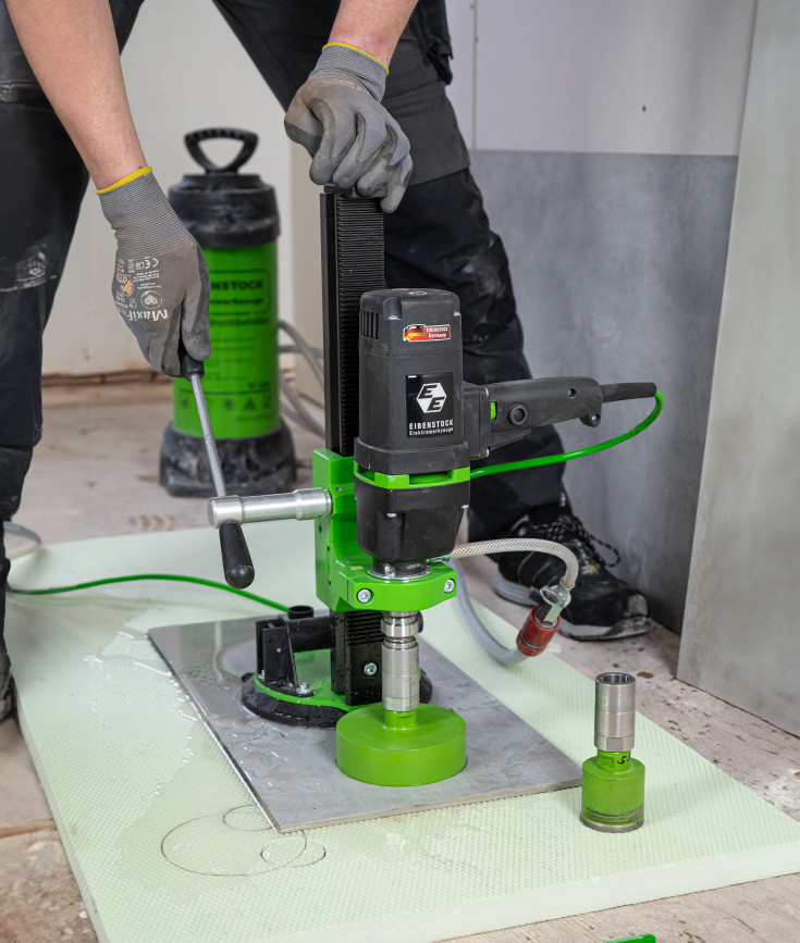 Eibenstock flisehulboremaskine EFB 125P inkl stander med sugekop