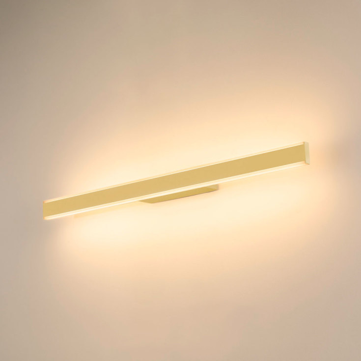 SLV One Linear væglampe, messing, 70 cm