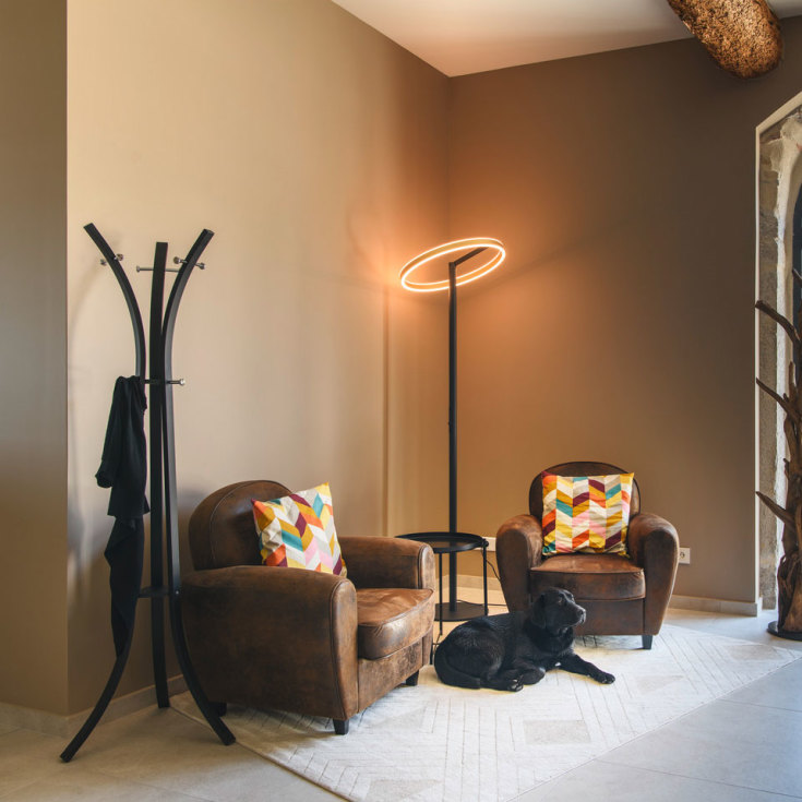 SLV One Straight gulvlampe, sort/messing