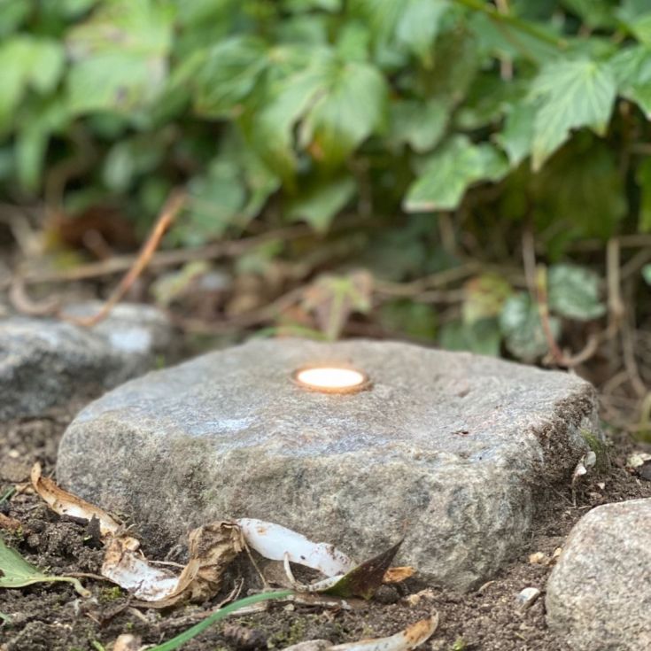 Light By Juhl skosten med Cosmos spotlights i messing, 9x9x9x9x9 cm, earl grey