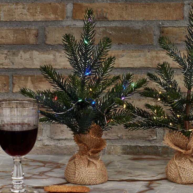 Sirius Bella kunstig juletre med fargede lys, 30 cm