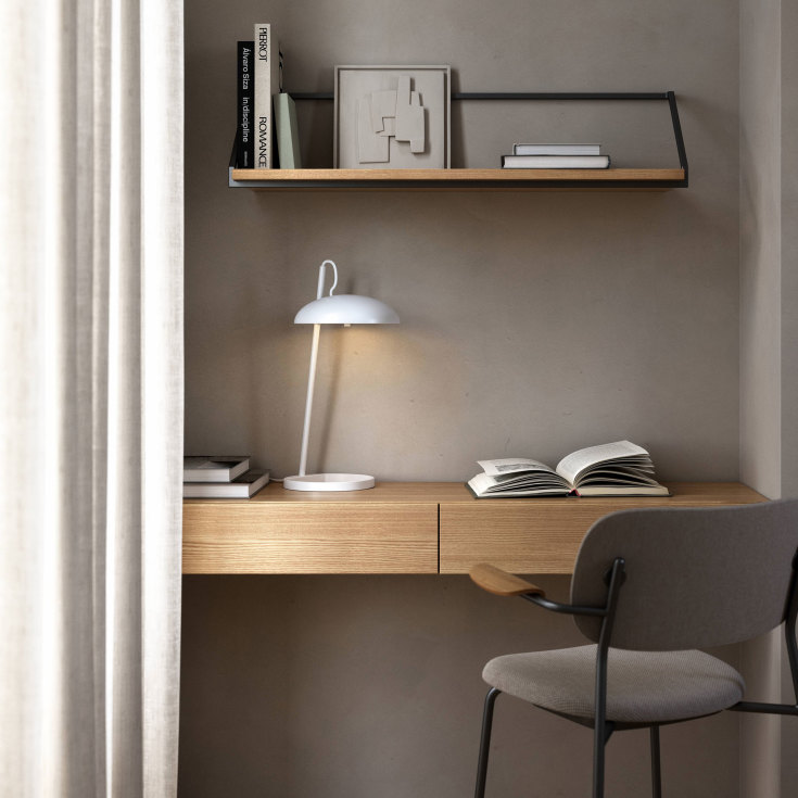 Dftp Versale bordlampe, hvit