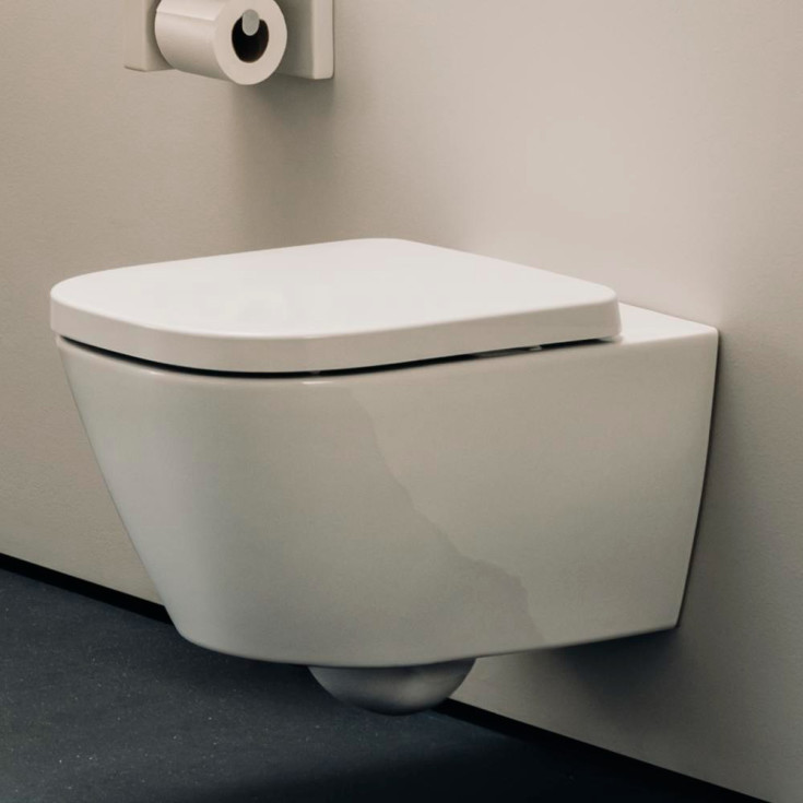 Laufen Meda vägghängd toalett, utan spolkant, vit