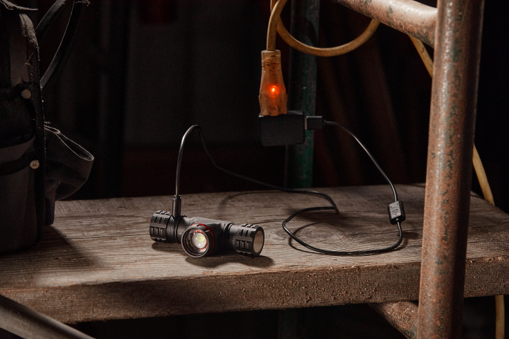 Coast pandelampe XPH34R, genopladelig, 2700 lumen