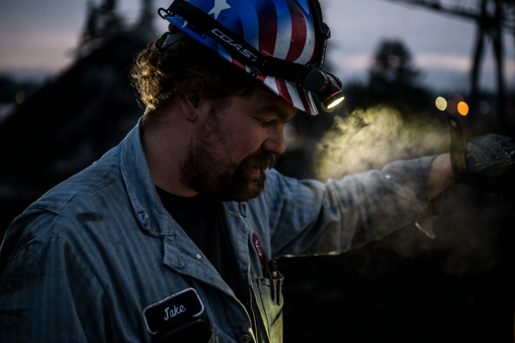 Coast-hodelykt XPH34R, oppladbar, 2700 lumen