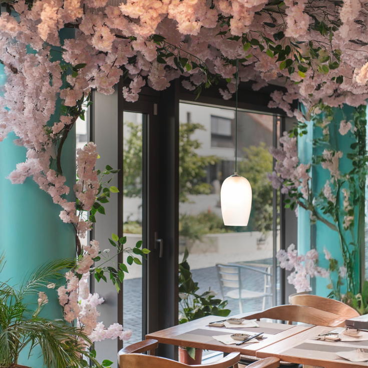 SLV Pantilo Oval pendellampa, vit/krom