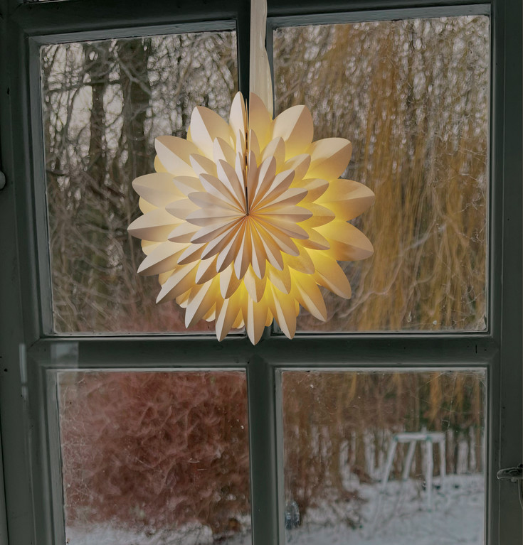 12 st Veli Line pappersstjärna med ljus, 40 cm