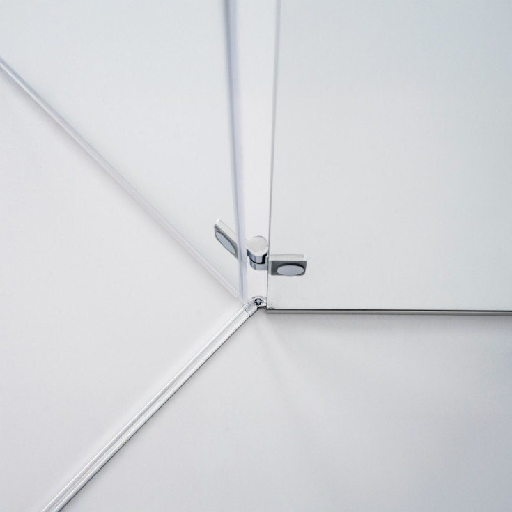 Brasta Nina Plus dusjhjørne, 87,9x87,9 cm, høyre, klart glass, krom profil