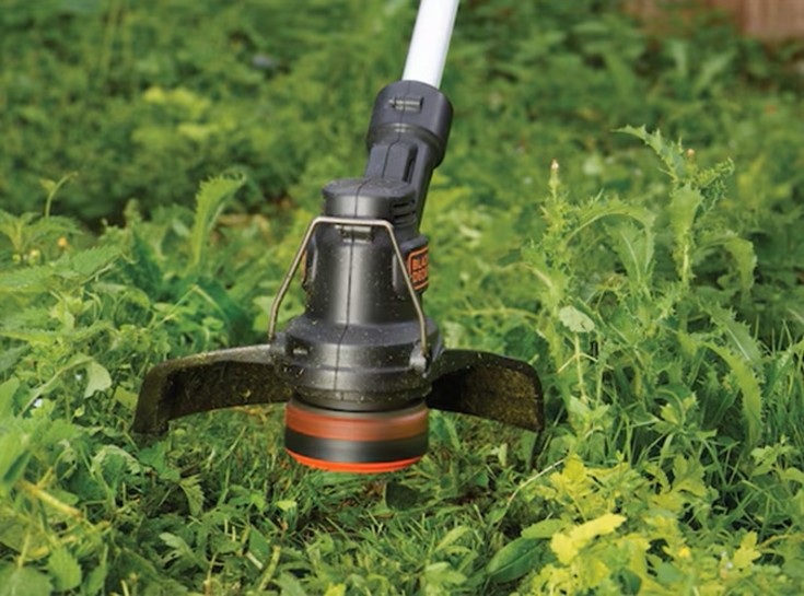 BLACK & DECKER 18v græstrimmer på 25 cm  Incl batteri og lader