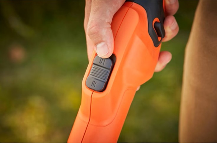 BLACK & DECKER 36v græstrimmer på 33 cm Incl batteri og lader