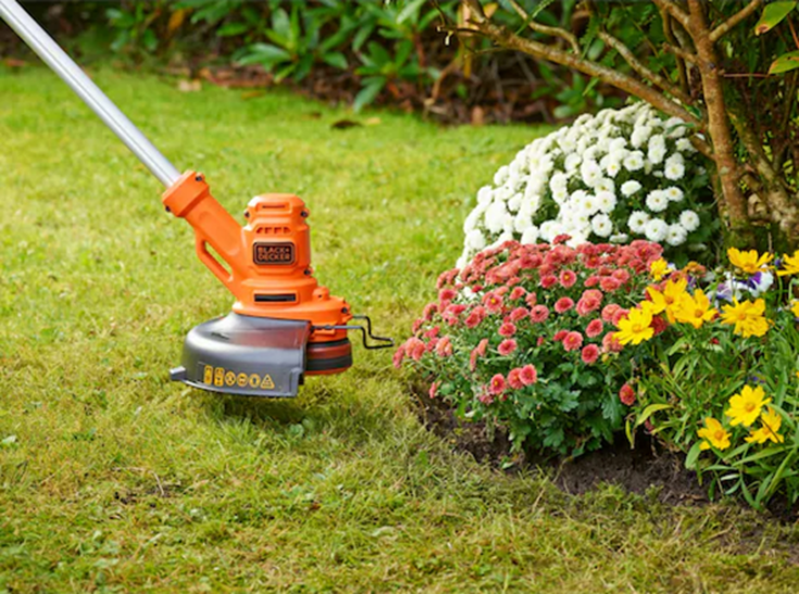 BLACK & DECKER 450w græstrimmer BESTA525-QS på 25 cm