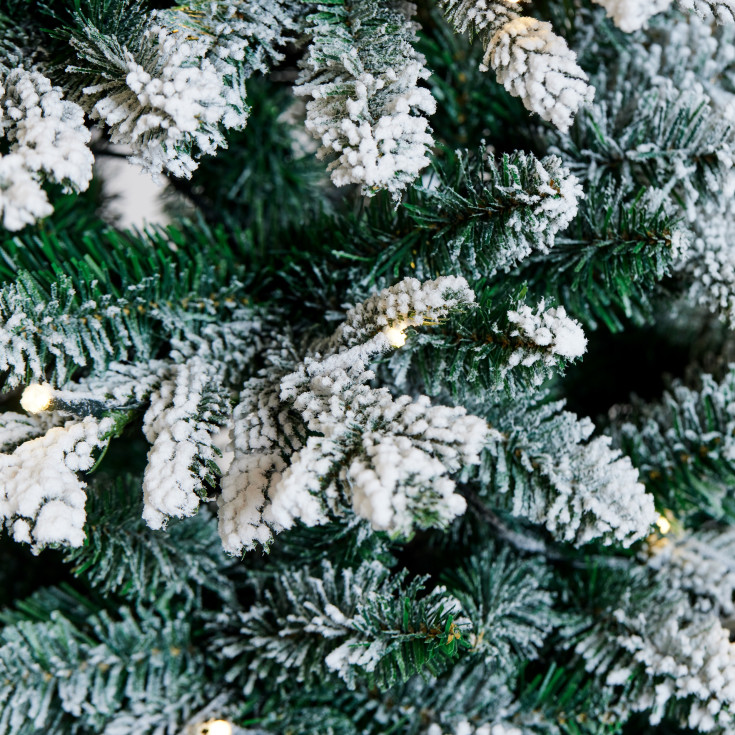 Nordic Winter kunstigt juletræ med lys og sne, 180 x 86 cm