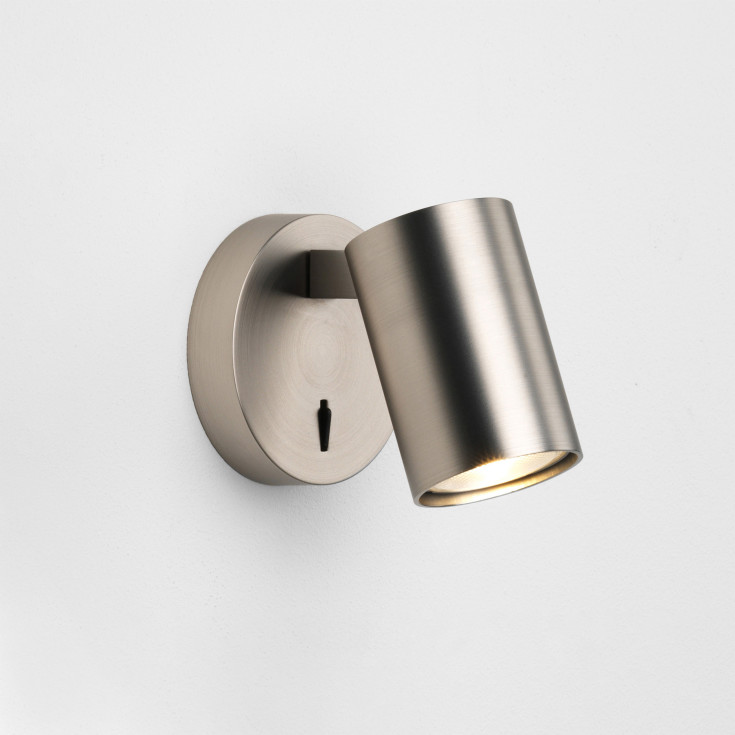 Astro Ascoli Single væglampe, med afbryder, aluminium