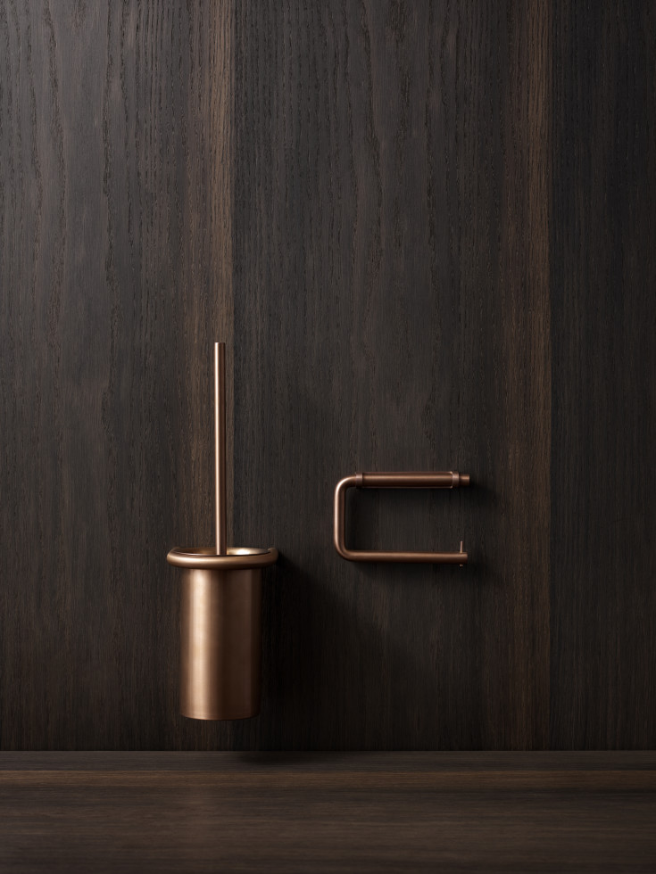 D Line toalettpappershållare, borstad koppar