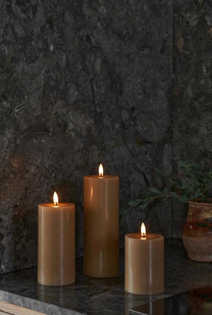 Ester & Erik LED blokklys, 15 cm, karrygul