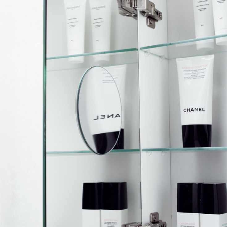 Svedbergs Skuru spegelskåp med belysning, 80x72,5 cm, vit